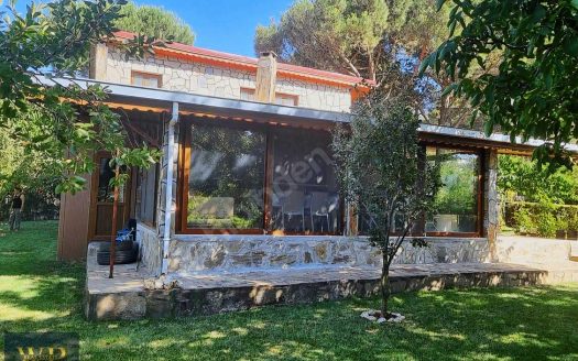 SİTE İÇERİSİNDE ACİL SATILIK 4+1 VİLLA